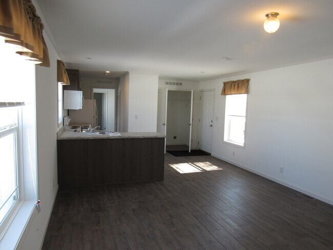 Foto del edificio - Newer Mobile Home on Westside
