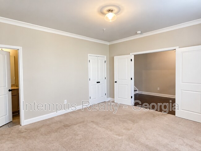Building Photo - 1260 Stone Castle Cir