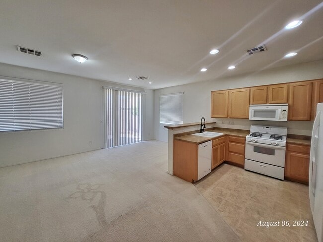 Foto del edificio - 7312 Fountain Village Ave