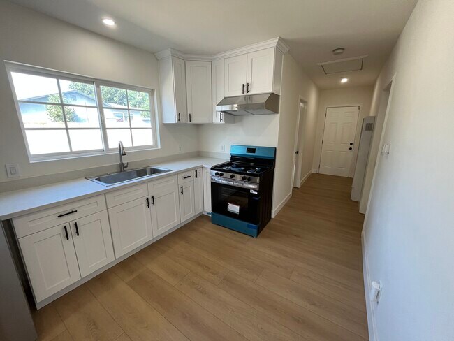 Foto del edificio - 2655 Parkway Dr