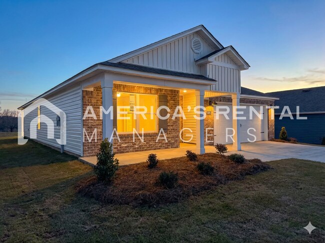Building Photo - New Construction Charm with Covered Outdoor Patio! AVAILABLE NOW!!