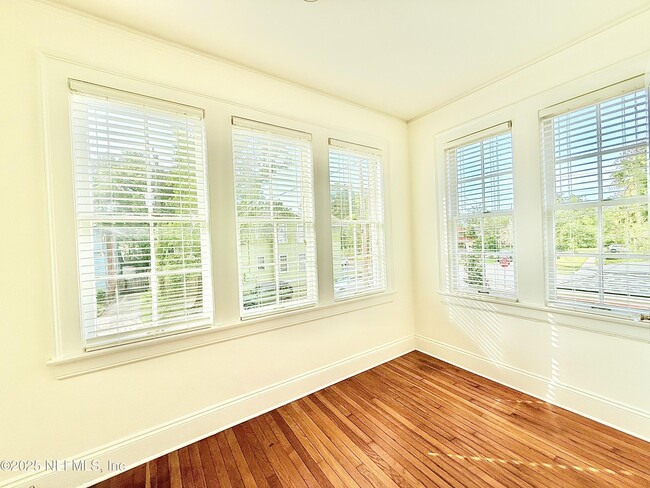 Foto del edificio - 3110 Oak St