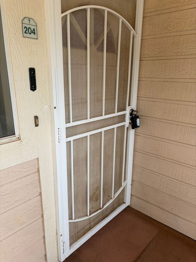 Building Photo - 92-1242-1242 Palahia St