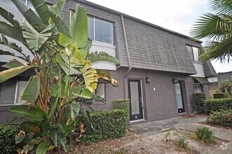 Building Photo - 1922 Conway Rd