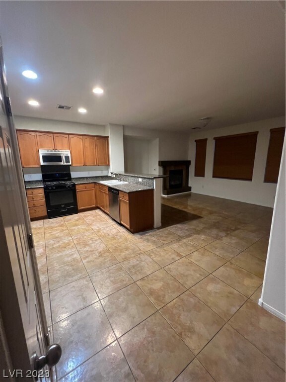Foto del edificio - 6185 Sugartree Ave