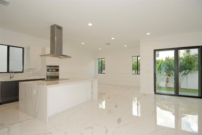 Photo - 1435 SW 23rd St House