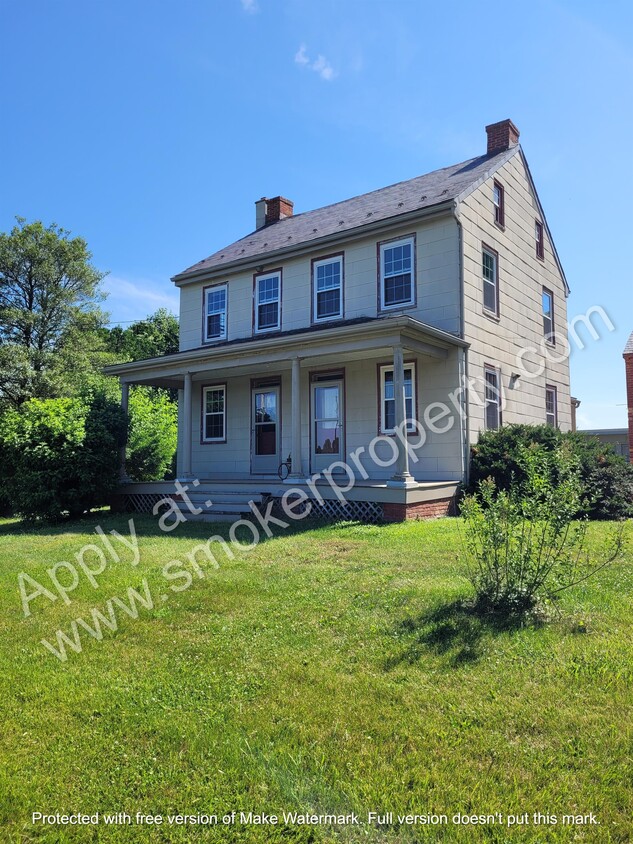 Primary Photo - 739 Marticville Rd