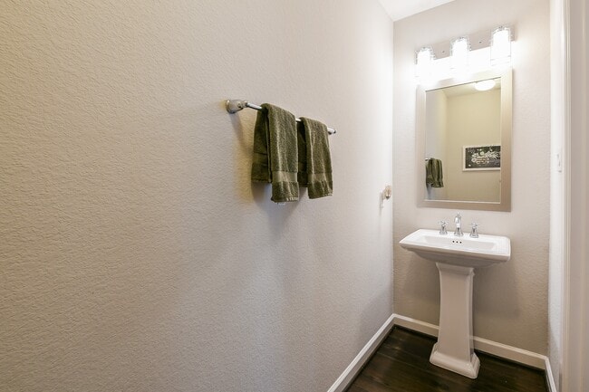 Foto del edificio - 10215 Palmour Pass