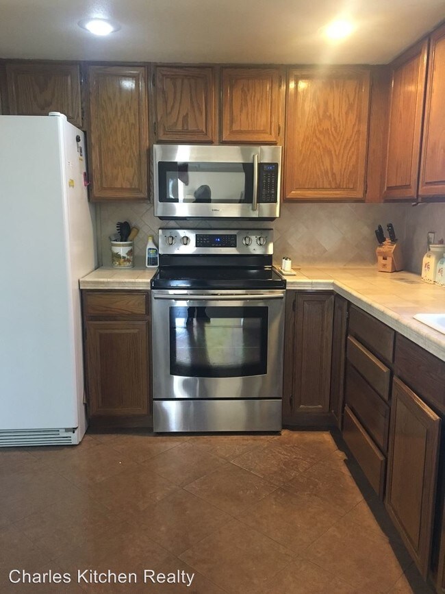 Foto del edificio - 3 br, 2 bath House - 1509 Camille Drive