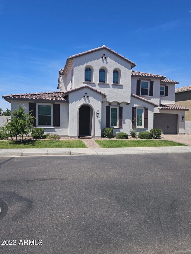Primary Photo - 4362 S Gardenia Dr