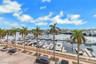 Building Photo - 451 Bayfront Pl
