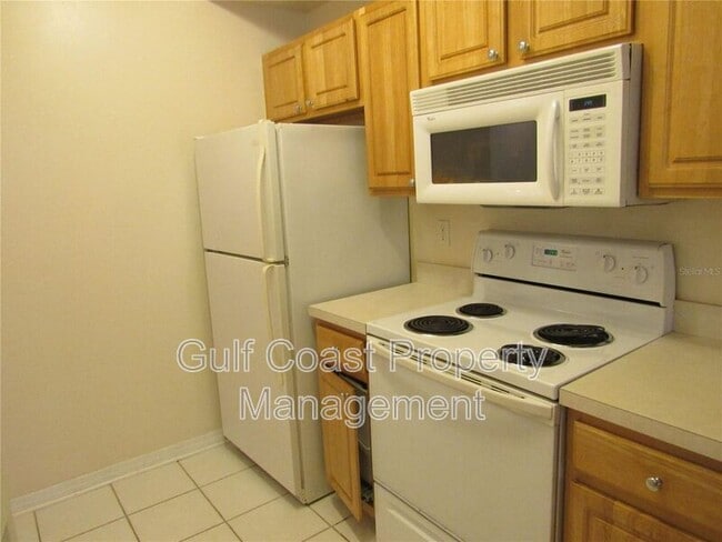 Building Photo - 5691 Bentgrass Dr