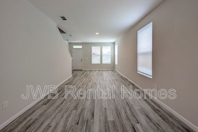 Foto del edificio - 262 E 18th St