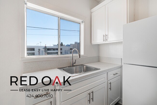 Foto del edificio - 985 S Oxford Ave