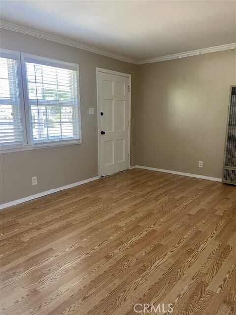 Building Photo - 230 W 2nd St