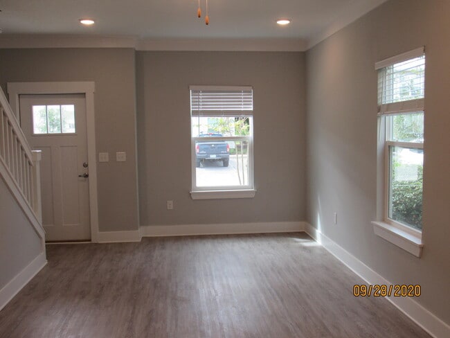 Building Photo - 45 S Sand Palm Rd