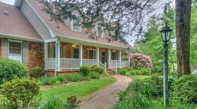 Foto del edificio - Hickory Lakehouse