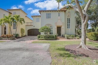 Building Photo - 138 Via Palma Ln