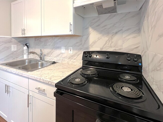 Foto del edificio - Room in Apartment on Gresham Park Dr