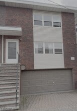 Building Photo - 199 Hopkins Ave