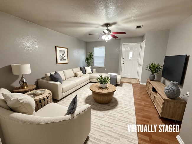 Building Photo - 2718 Blackburn Dr