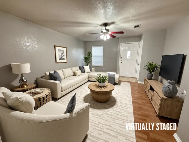 Foto del edificio - 2718 Blackburn Dr