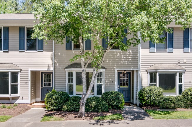 Building Photo - 68 Forest Oaks Dr