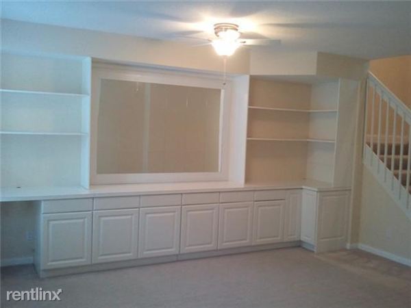 Building Photo - 112 Waterford Dr