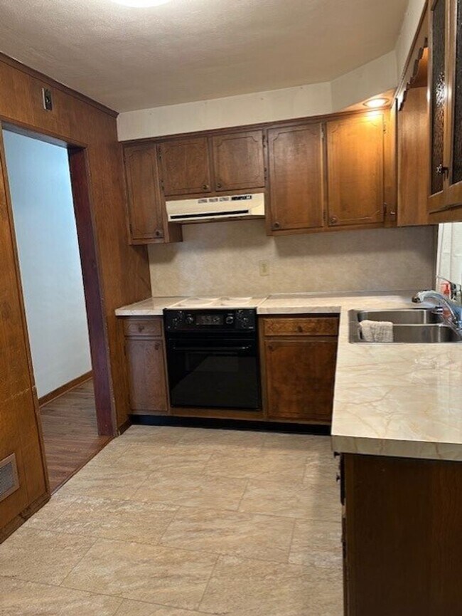 Foto del edificio - 4703 Lancaster St