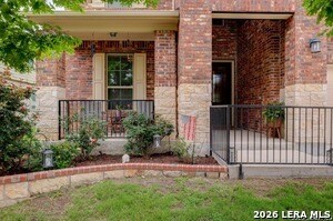Building Photo - 5175 Top Ridge Ln