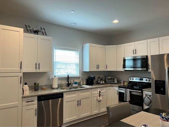 Building Photo - 311 McMinnville Hwy