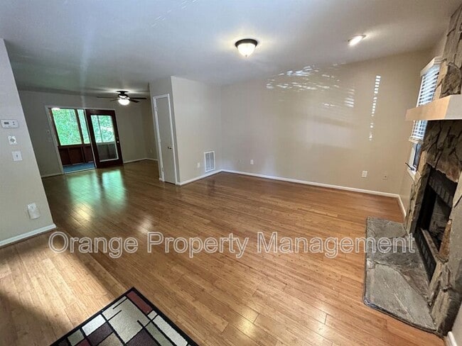 Photo - 600 Anderson Hwy House