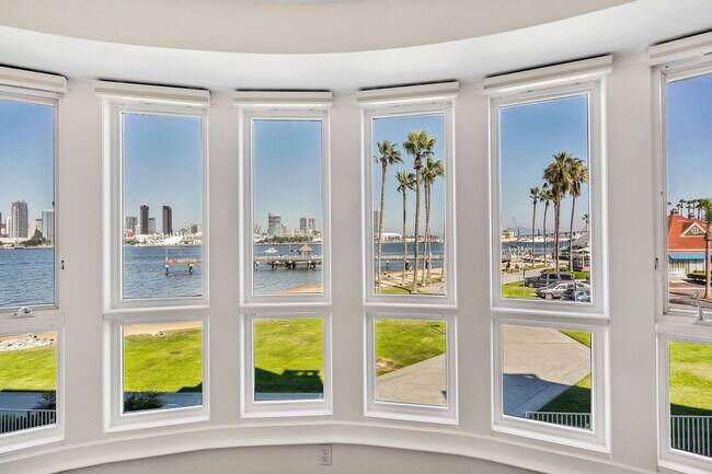 Building Photo - 1101 1st St