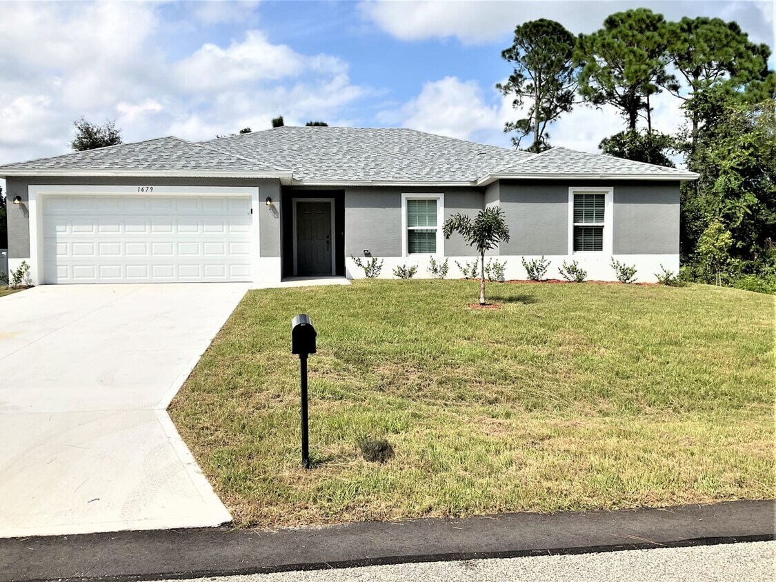 1679 Painter St SE House Rental in Palm Bay, FL
