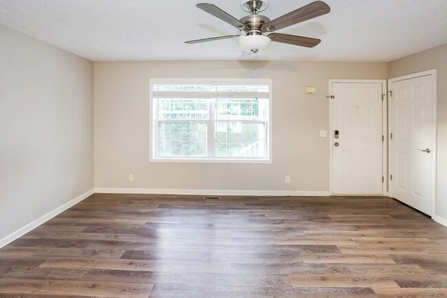 Building Photo - 5225 Milhaven Ln