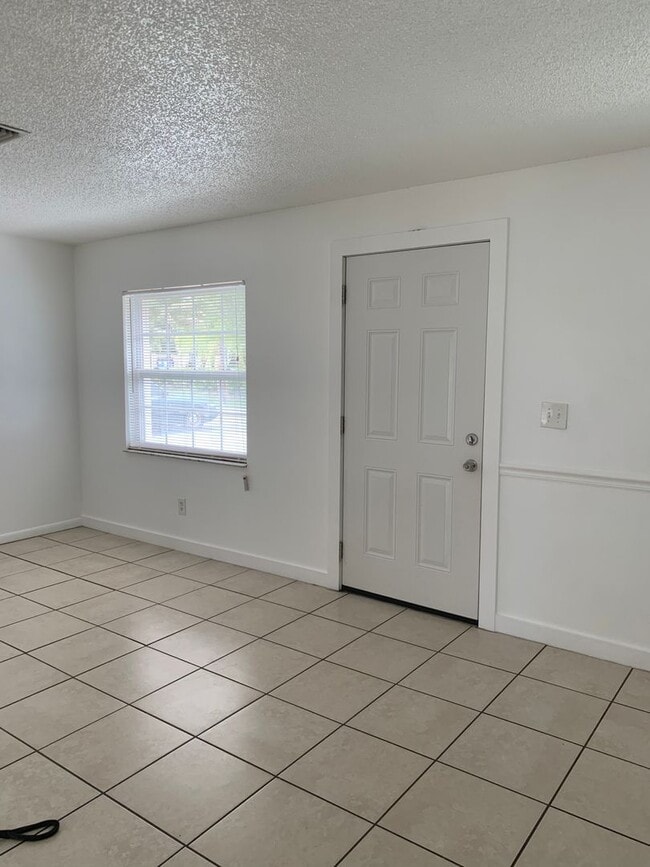 Foto del edificio - Vero Beach 2 Bedroom 1 Bath