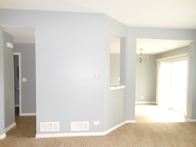 Foto del edificio - 603 Conservatory Ln