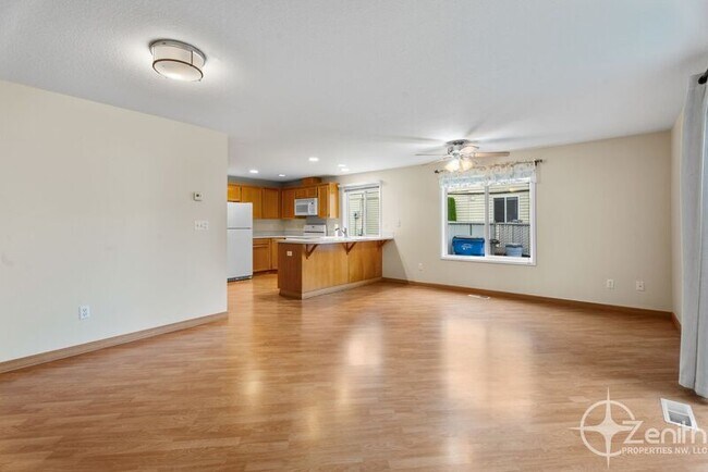 Foto del edificio - 3012 NE 116th Ave