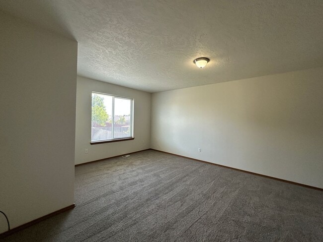 Foto del edificio - 419 N Arbutus Ave