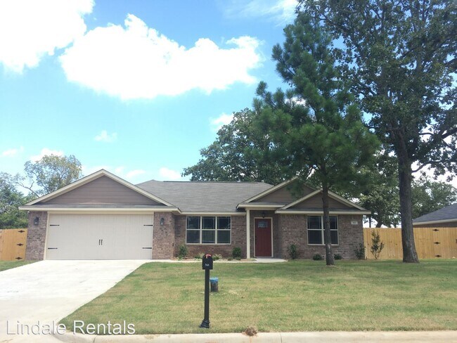Building Photo - 3 br, 2 bath House - 365 Molly Lane