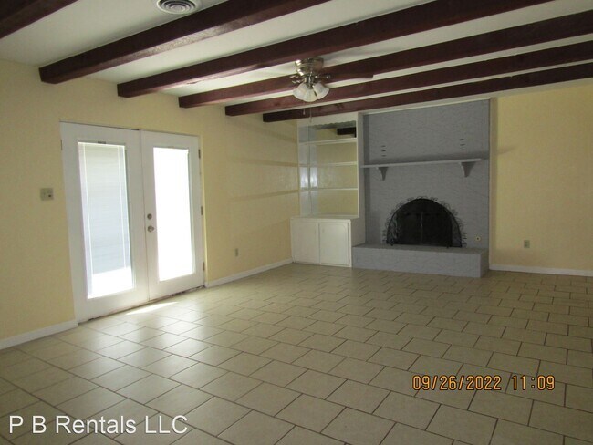 Building Photo - 3 br, 2 bath House - 5702 NW Cedarwood Drive