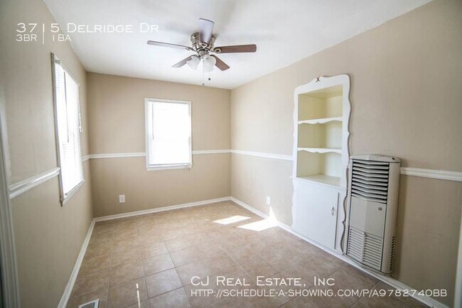 Building Photo - 3715 S Delridge Rd