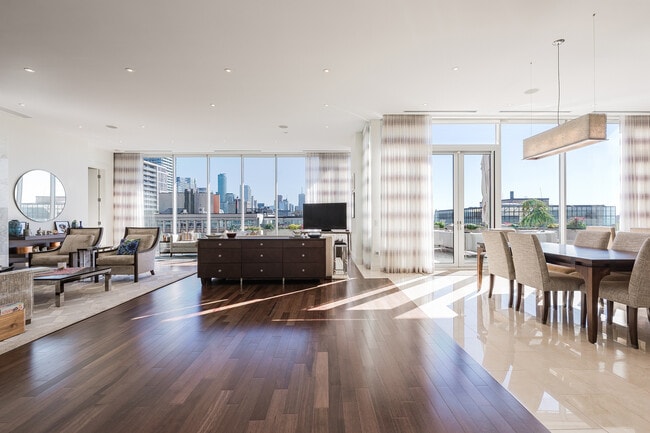 Building Photo - 155 Cumberland St