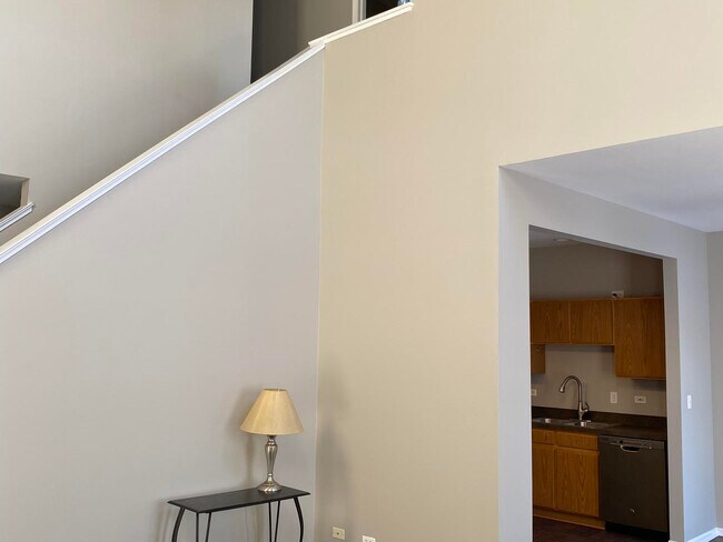 Building Photo - 382 Littleton Trail