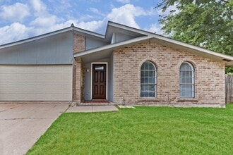 Building Photo - 15530 Camino Del Sol Dr