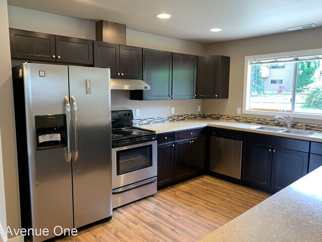 Foto del edificio - 2 br, 1 bath House - 17011 NE 95th Street
