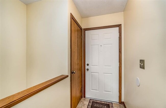 Building Photo - Spacious 4 bed / 2 bath Midland home - $20...
