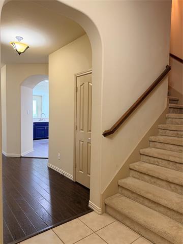 Building Photo - 1716 Deer Crossing Dr