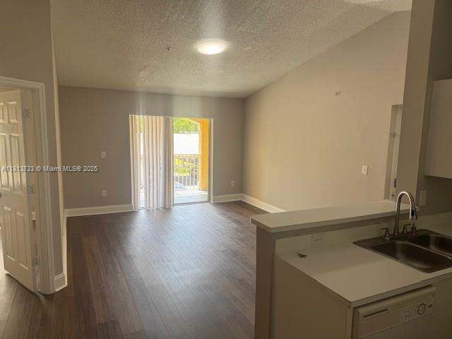 Foto del edificio - 5580 NW 61st St