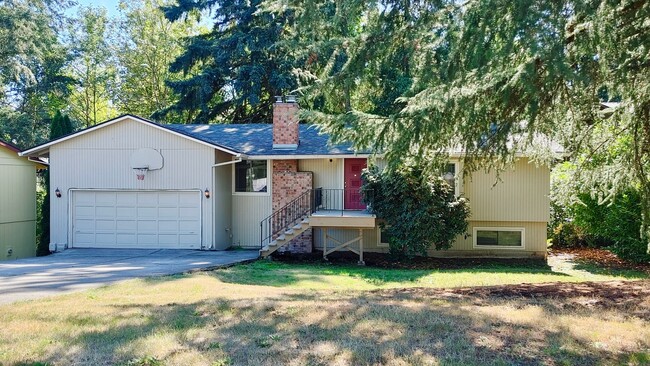 Building Photo - **$500 OFF FIRST FULL MONTH'S RENT** Amazi...